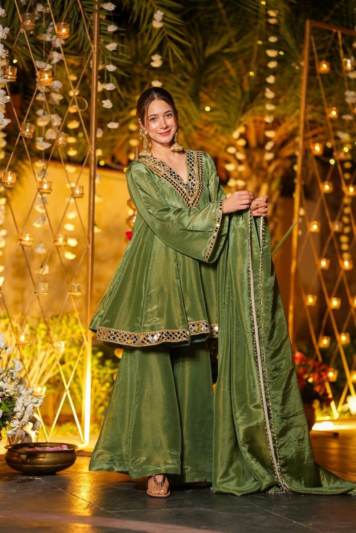 NAUSHEEN SHEESHA ZARI SILK SHARARA SET