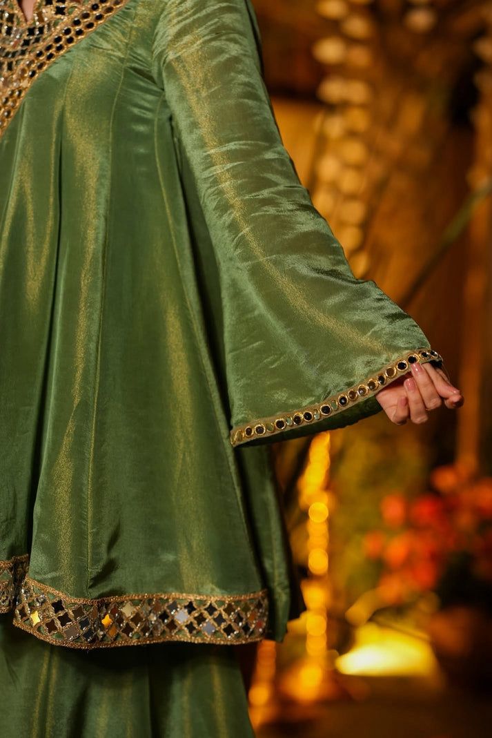 NAUSHEEN SHEESHA ZARI SILK SHARARA SET