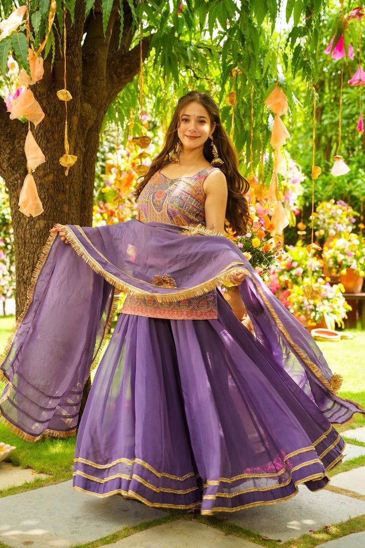 AMARVIO LUXE SHARARA SET