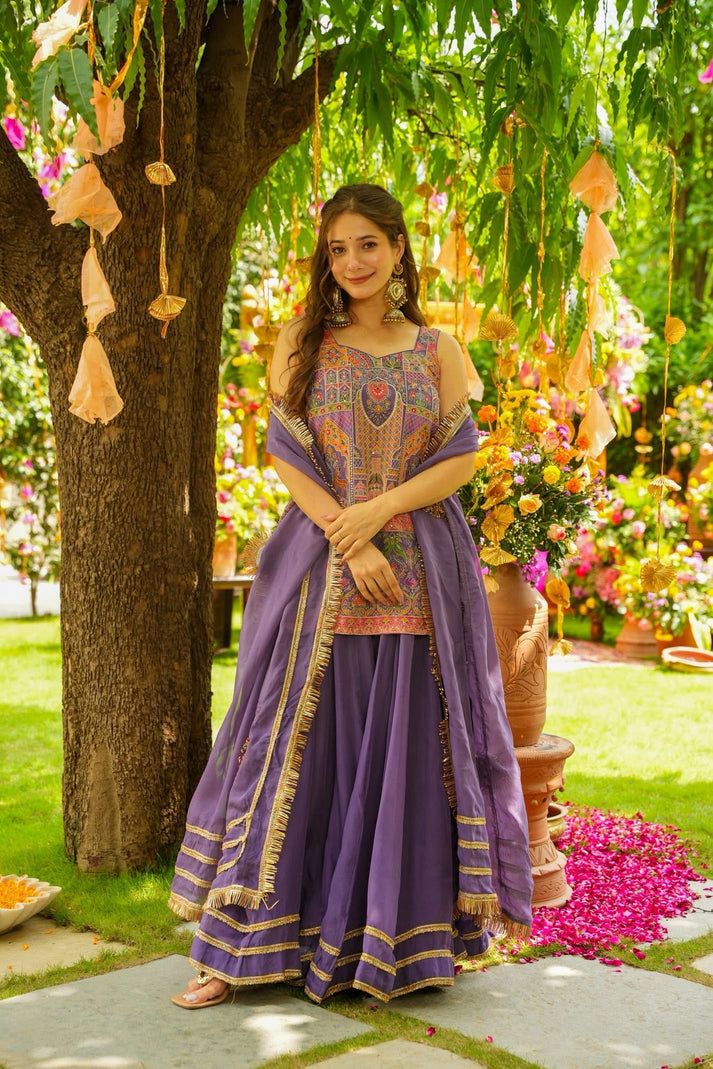 AMARVIO LUXE SHARARA SET