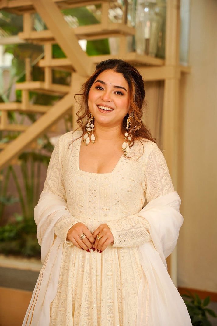 PADMAKSHI WHITE HEAVY MAXI SET