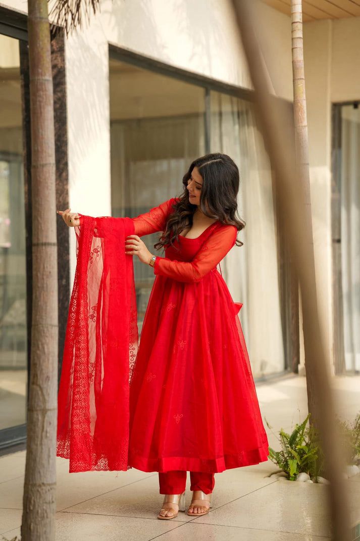 VELVET RED ORGANZA SUIT SET